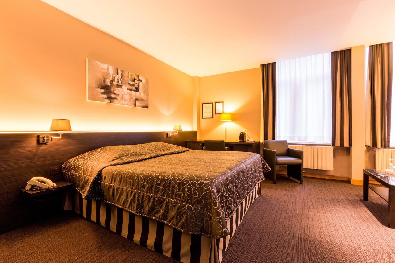 Royal Hotel